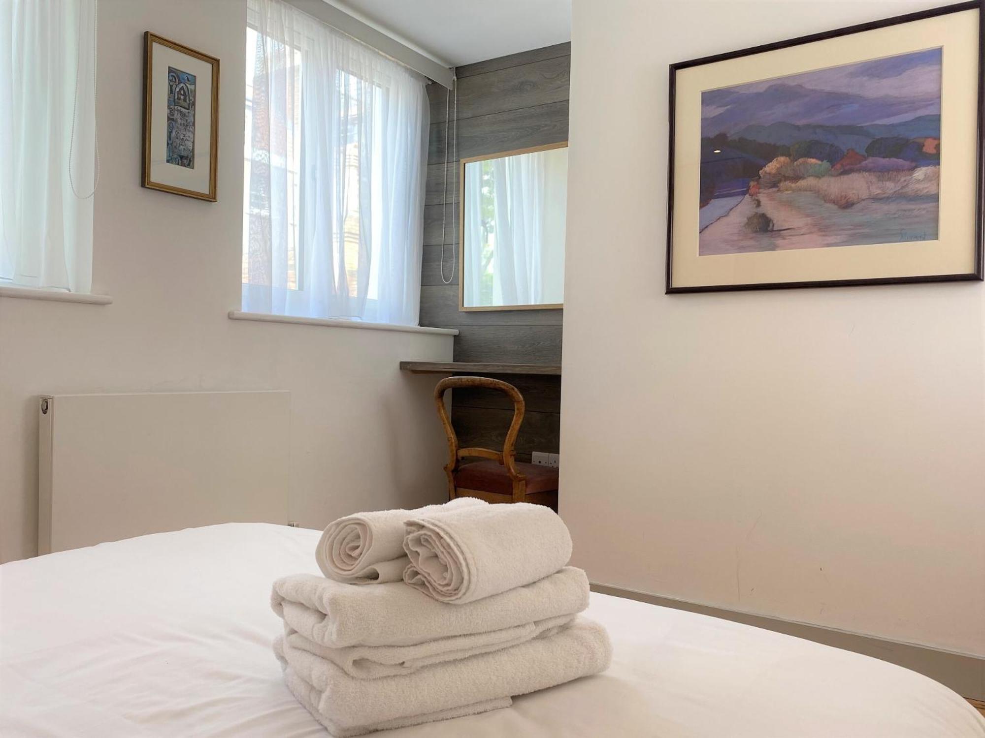 Apartment The Old Coach House: Luxury Harbourside