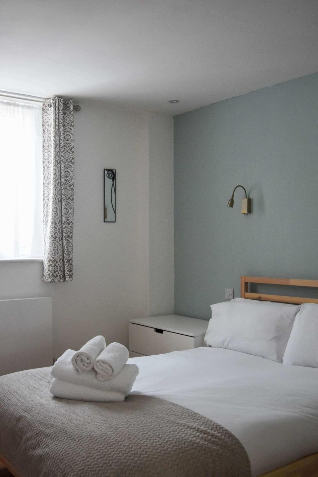 The Old Coach House: Luxury Harbourside Apartment *